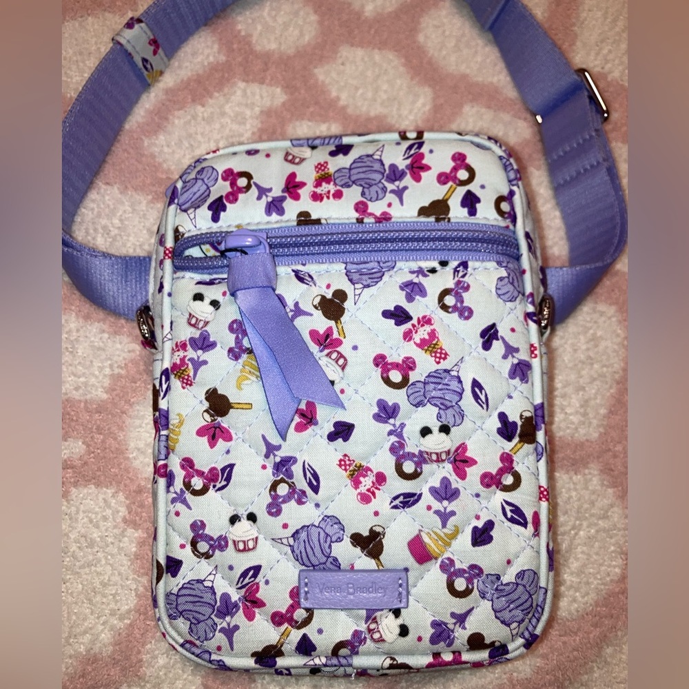 Disney Vera Bradley Park Snacks Convertible Crossbody